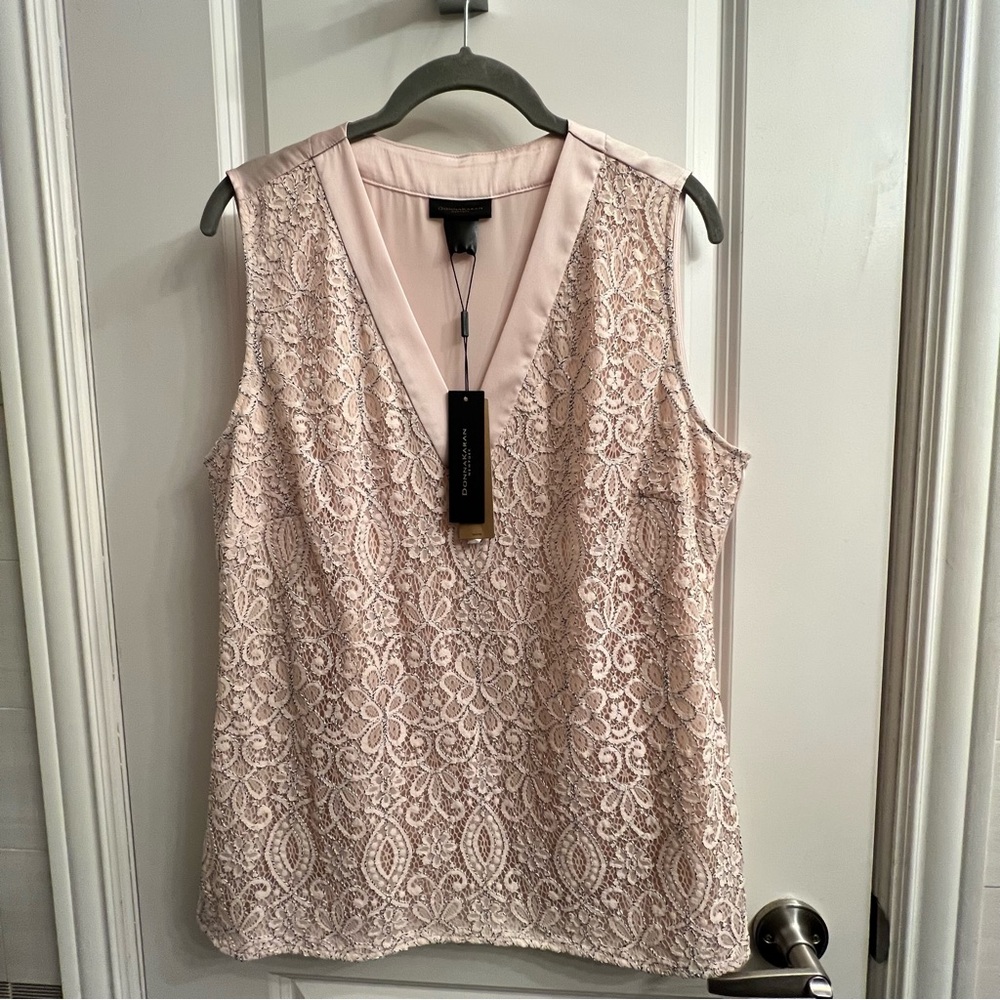 Donna Karan Sleeveless Lace Blouse in Blush Beige Shell Lining Large NWT